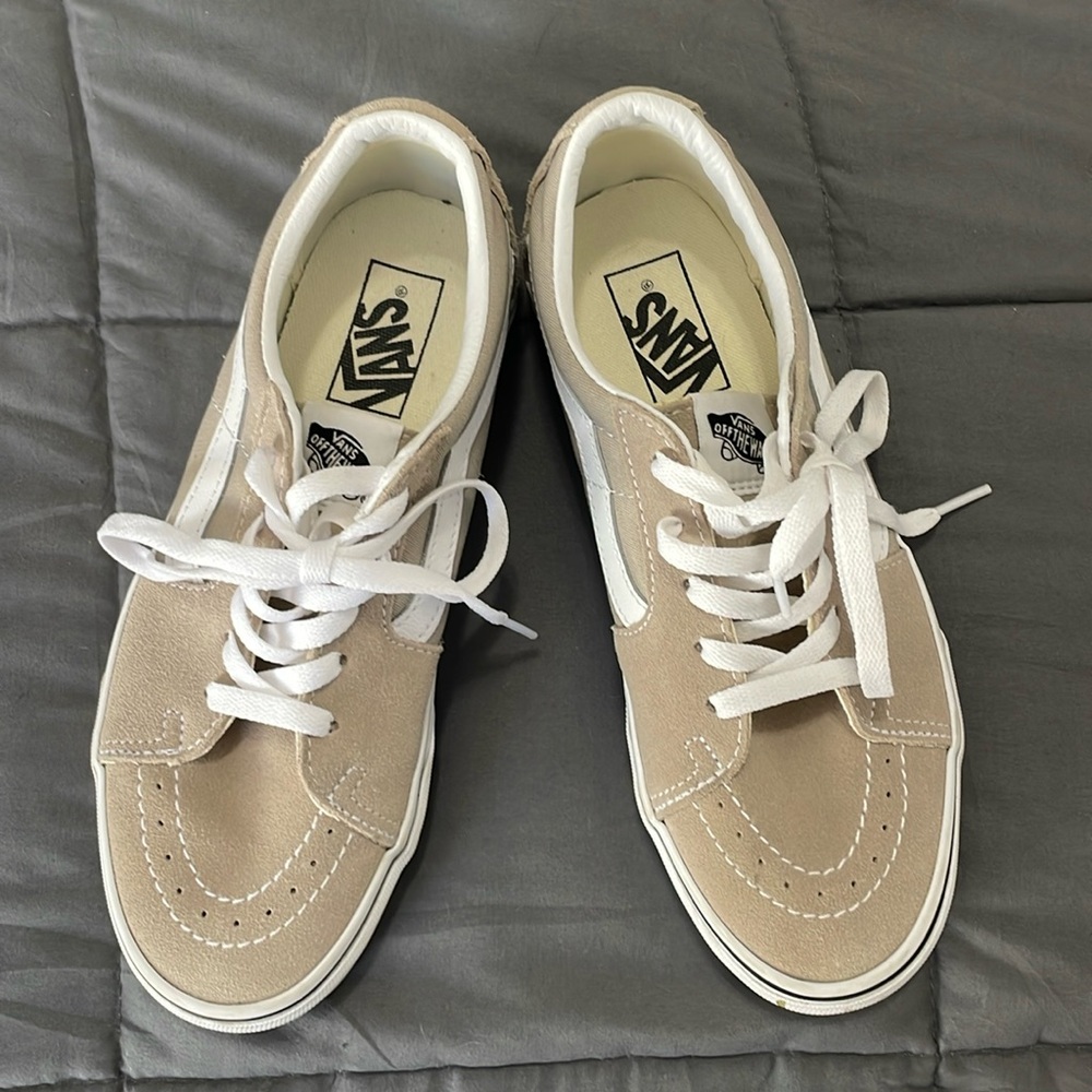 Like New Size 8.5 Women’s/7 Men’s Old Skool Vans - Tan (French Oak)